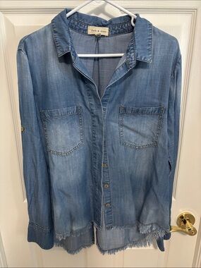 cloth & stone faded blue denim button-front shirt jacket